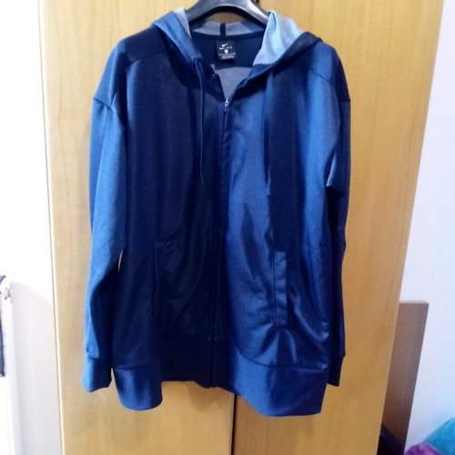Nike dark blue jacket used, comfortable fit, size S