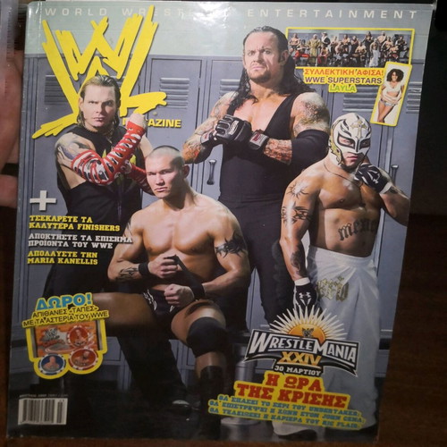 WWE Magazine issue 3 like new, March 2008