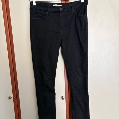Levi's 311 W31 black pants like new