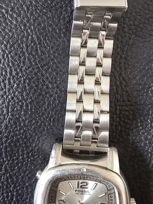 Fossil men's watch like new, silver, dual time, water resistant