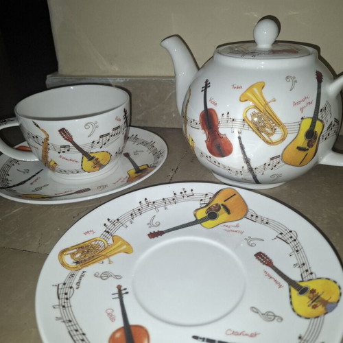 Dunoon Instrumental Fine Bone China Tea Set like new