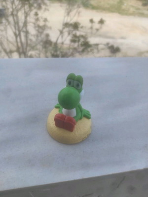 Nintendo game figure used, good condition with minor wear