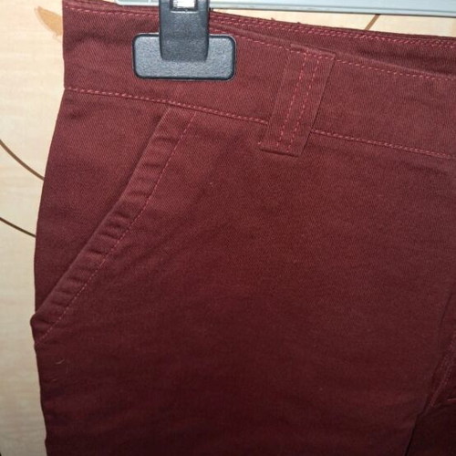 Vancouver burgundy bermuda shorts