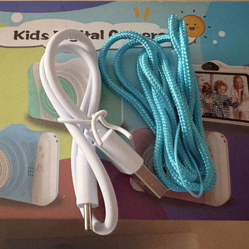 Kids digital camera 12MP with micro SD card
