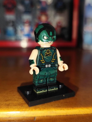 T.D.K. The Detachable Kid minifigure like new with stand