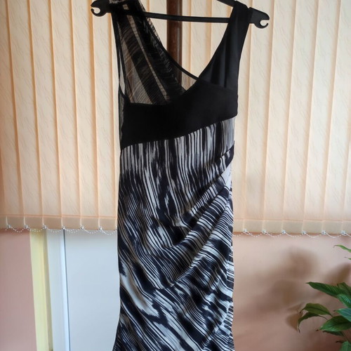 Caractere luxury dress black white geometric pattern size XS like new