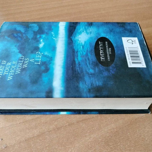 Allegiant book like new condition