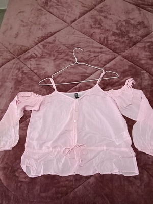 H&M blouse in soft pink with waist shirring, like new, size S