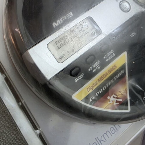 Sony CD Walkman Discman D-NE240 MP3 CD G-Protection new