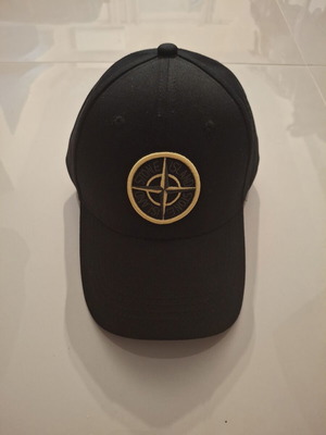 Stone Island cap like new, black, one size