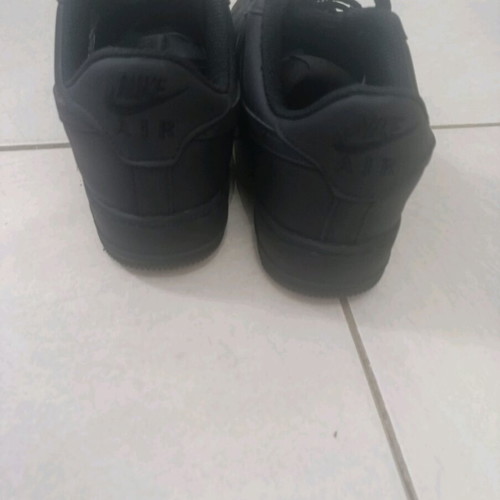 Nike women's sneakers like new, black, size 41