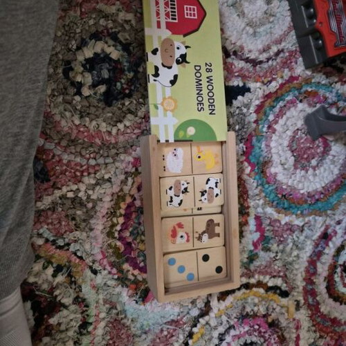 Dominos game like new