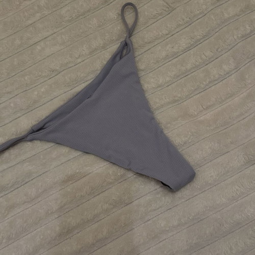 Bikini button lilac with ribbed texture, new, size L