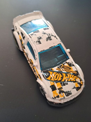 Ford Mustang GT 2005 Hot Wheels used with wear