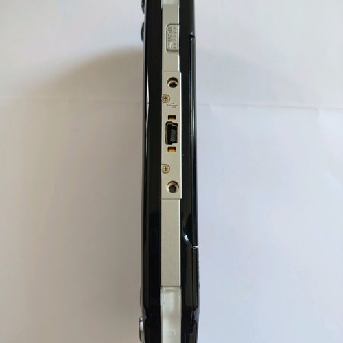 PSP 2000 Slim Lite PlayStation Portable Console used with charger and battery