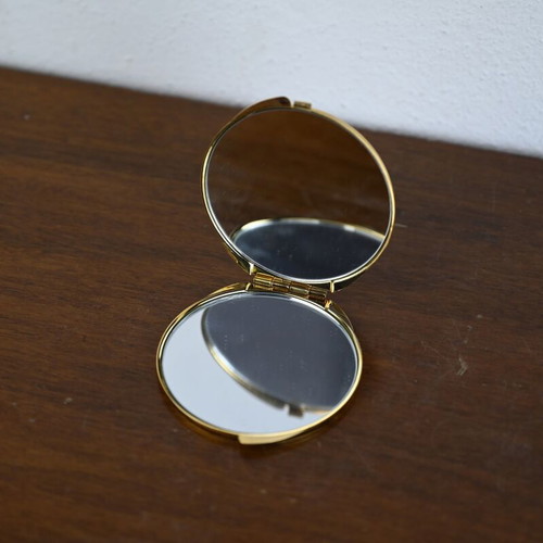 Vintage compact mirror with gold metal case like new