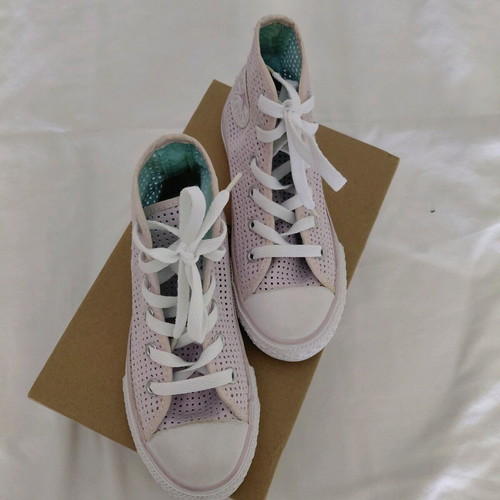 Converse boots new, size 29, pink with perforated design
