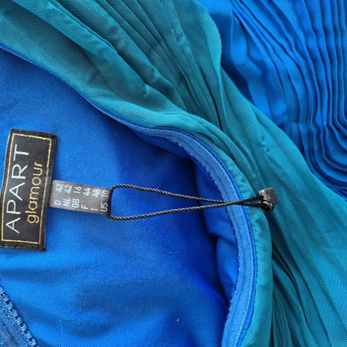 Official dresses in blue-green and black-gold XL, others S