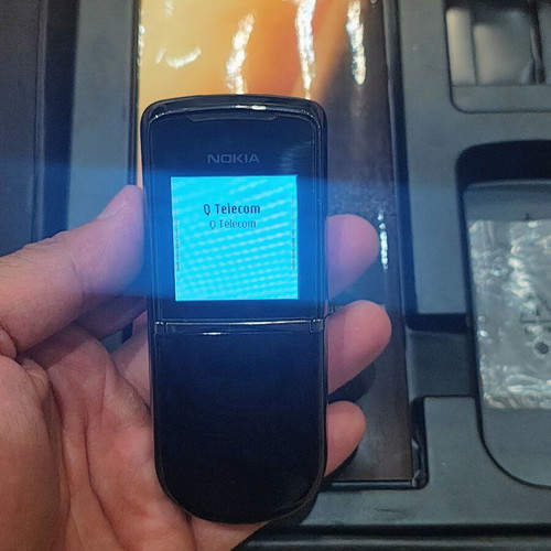 Nokia 8800 Black Box phone