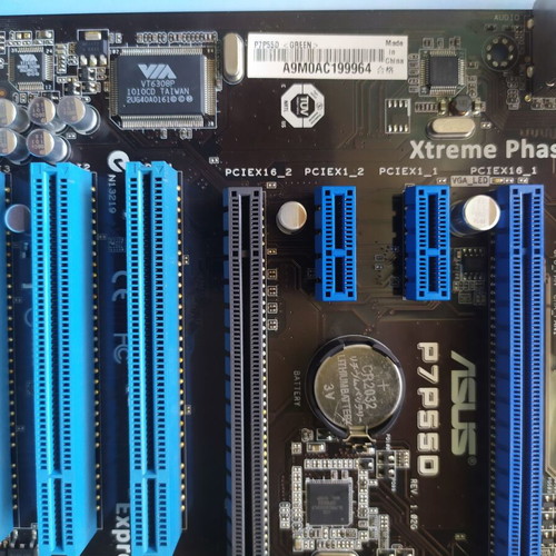 Asus P7P55D motherboard with i5 650, 8GB RAM, Intel cooler and i3 550