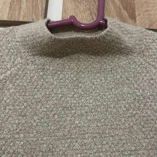 Mango sweater size large like new, white