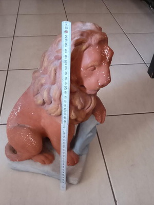Lion statue made of white terracotta, handmade, 1998