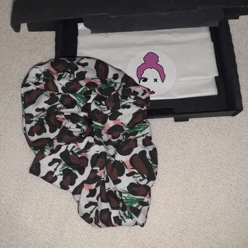 Scrunchie Klelia Andrali hair accessory with animal print, large size, new