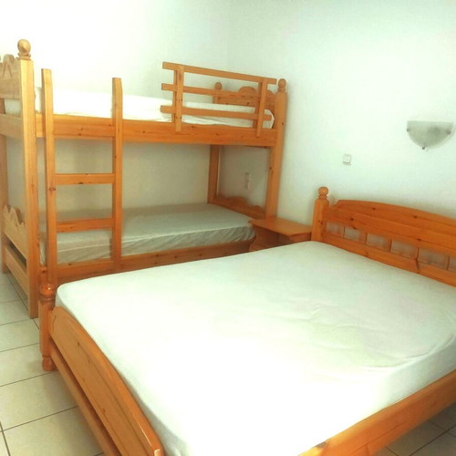 Double bed and bunk bed like new, Swedish wood
