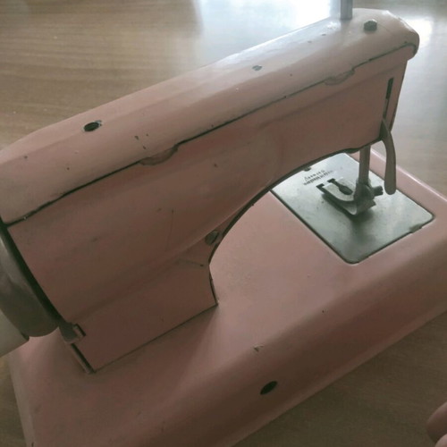 Casige children's sewing machine used, vintage 1950s/60s, pink