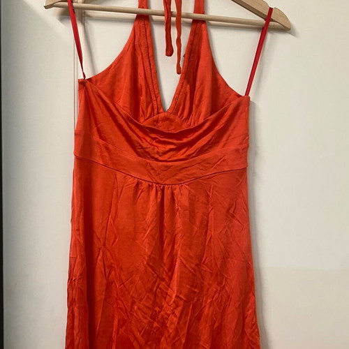 Cam dress used orange with stones and impressive back size S