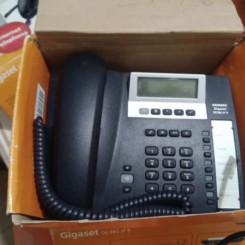 Siemens Gigaset Voip Phones slightly used, pack of 4