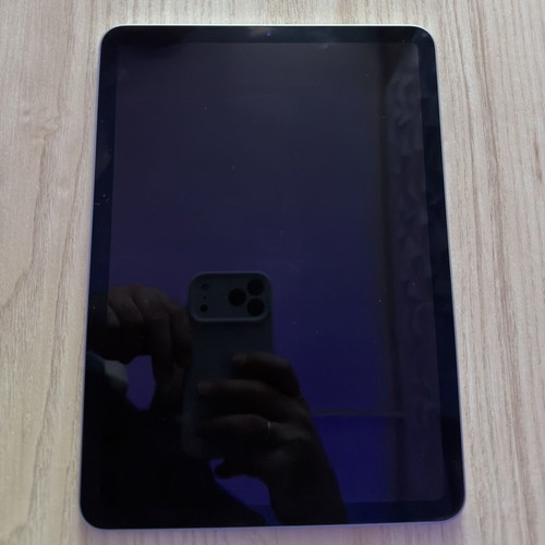 iPad Air 4th Gen WiFi 64GB 2020 Space Grey like new