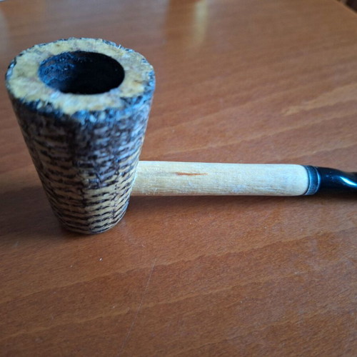 Missouri Corncob Tobacco Pipe new, un smoked without filter