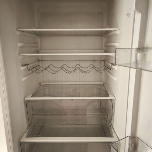 Beko refrigerator RCSA330K31W used, for parts with evaporator leak