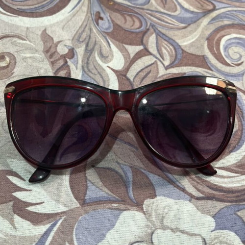 Women's sunglasses used