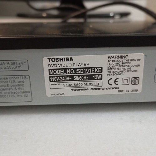 Toshiba DVD used, tested and working without remote control