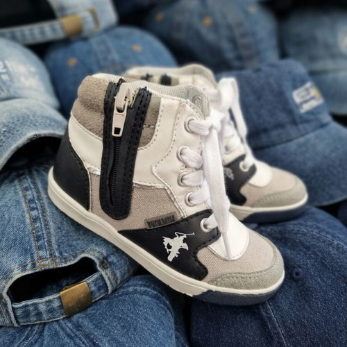 Beverly Hills Polo Club kids sneakers boots size 30