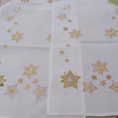 Christmas Table Runner White With Gold Stars 35×175cm