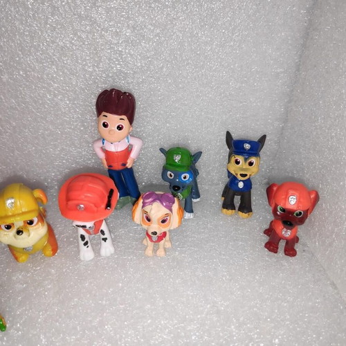 Paw Patrol collectible figures set of 12 like new