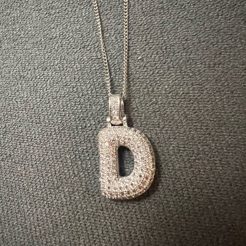 Necklace with stainless steel chain letter D new