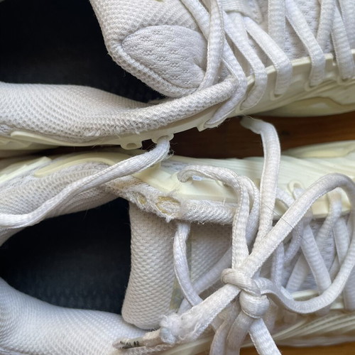 Yonex tennis shoes used, size 38, white