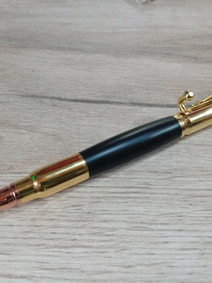 Metal ballpoint pen like new