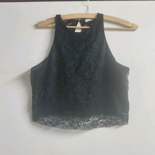Crop top black lace Terranova like new