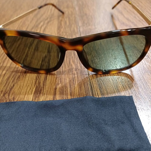 Saint Laurent unisex sunglasses like new, brown and gold