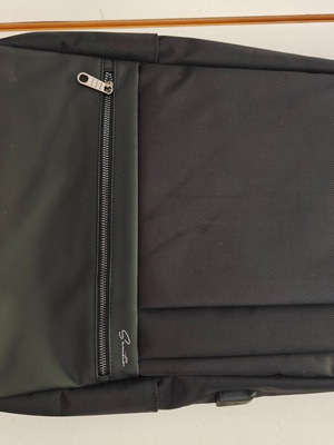 Sentio 17" backpack, black