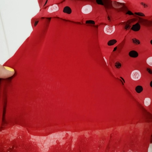 Polka dot sleeveless blouse with lace, red and white