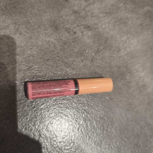 NYX Butter Gloss lip gloss, nude shade