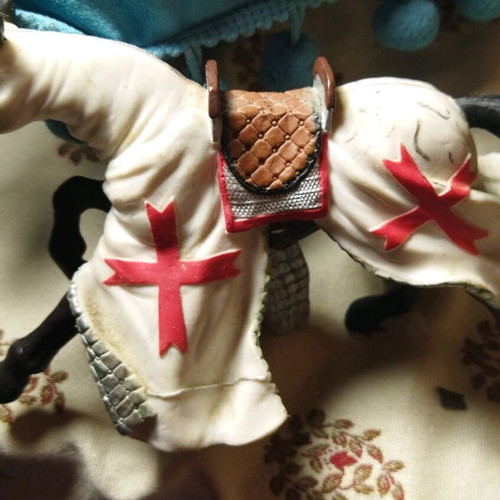 Horse figure like new, white Crusader knight medieval 2005