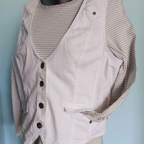 Cecil denim vest like new, large size