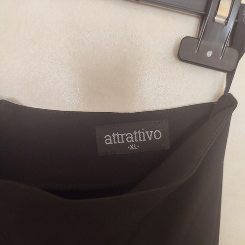 Attrattivo XL black skirt like new